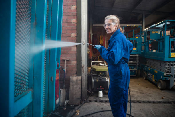 Best Machinery and Equipment Cleaning  in Costa Mesa, CA